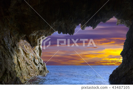 Grottos at coast 43487105
