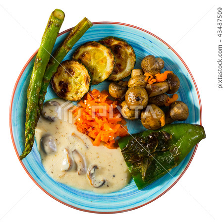 Grilled vegetables with mushroom sauce 43487509