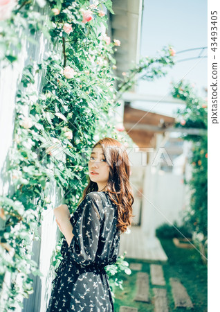 Flower living female portrait 43493405