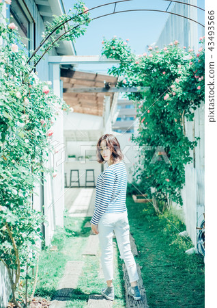 Flower living female portrait 43493566