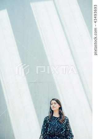 女性肖像 43493693