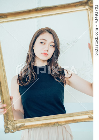 女性肖像 43493703