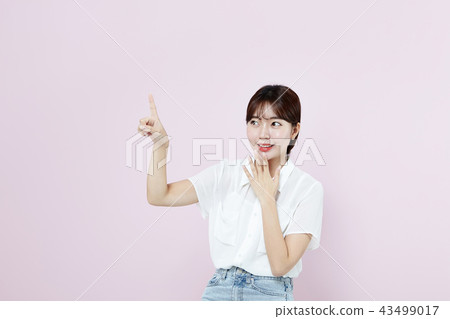 韓國人，漂亮女孩，大學生，無辜，白色，長發 43499017