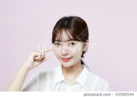 韓國人，漂亮女孩，大學生，無辜，白色，長發 43500544