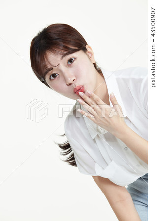 韓國人，漂亮女孩，大學生，無辜，白色，長發 43500907