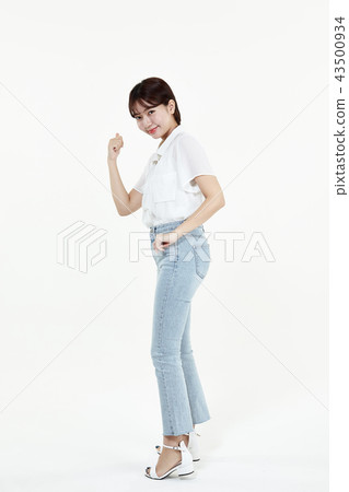 韓國人,漂亮女孩,大學生,無辜,白色,長發 韓國人,漂亮女孩,大學生,無辜,白色,長發 43500934