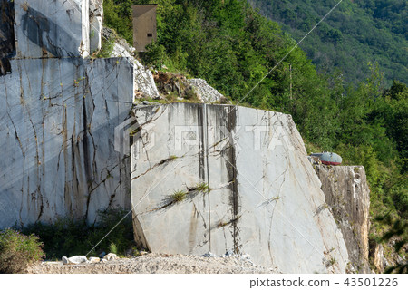 Quarry of white Carrara Marble - Apuan Alps Italy 43501226