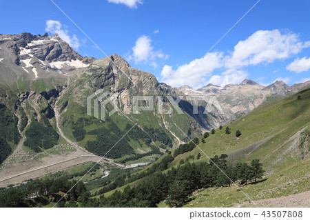 高加索山脈徒步旅行俄羅斯 43507808