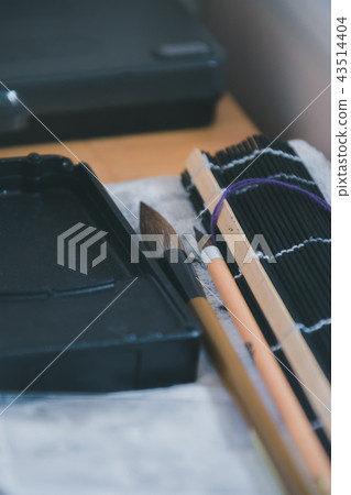 writing brush, an ink stone, washing 43514404