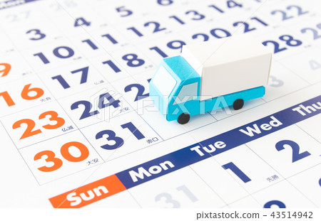 卡車和日曆 交付物流行業繁忙季節 月末轉到日 43514942