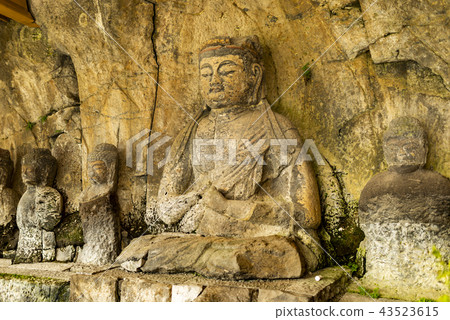 Usuki stone Buddha statue 43523615