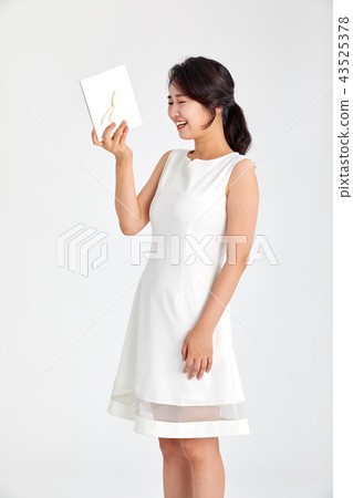 20多歲，30多歲，快樂，結婚，受邀接受婚禮請柬 43525378