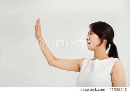 20s, 30s business woman presenting, business, business, 43526342