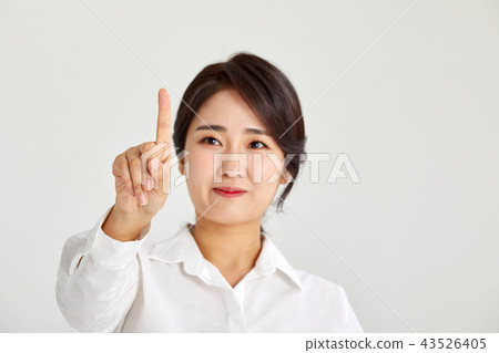 20s, 30s business woman presenting, business, business, 43526405