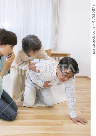 心髒病發作圖像老年心絞痛心臟梗塞心髒病心悸心律失常心力衰竭心髒病發作 43526878