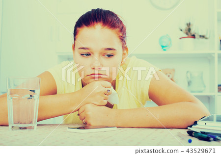 girl waiting phone call girl waiting phone call 43529671
