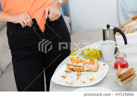 Teenage Girl Trying To Zip Up Her Denim Jeans Stock Image - Image of body,  conscious: 6883647