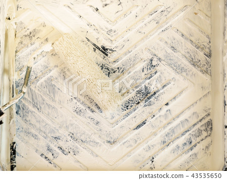 White paint with essentials equipment White paint with essentials equipment 43535650