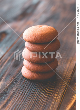 Chocolate biscuits on the wooden table Chocolate biscuits on the wooden table 43536992