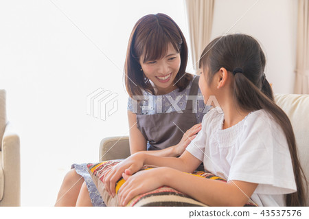 Mother and daughter  43537576