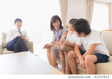 family family 43537813