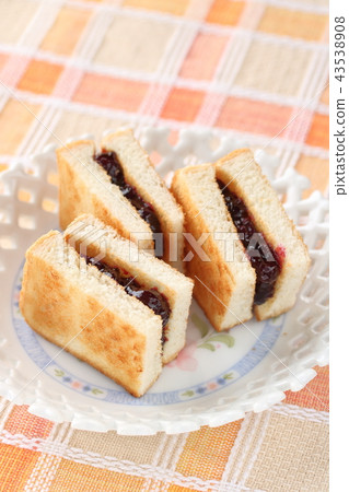 藍莓烤麵包三明治 43538908