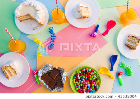 Cake, candy, chocolate, whistles, streamers,   43539004