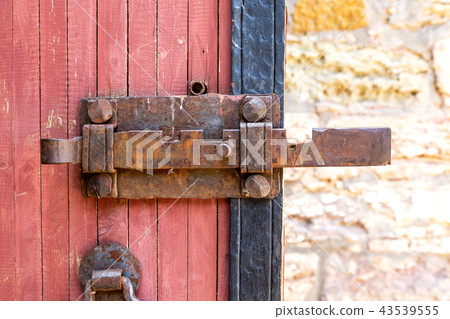 Antique rusty forged massive metal door lock Antique rusty forged massive metal door lock 43539555