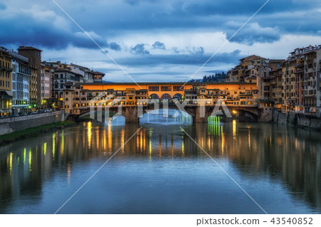 Night reflection of Ponte Vecchio 43540852