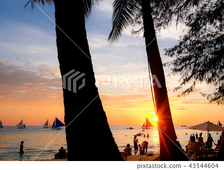 在長灘島的日落 在長灘島的日落 43544604