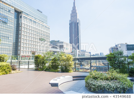 Penguin Square at the south exit of Shinjuku Station (Shibuya Ward, Tokyo) Penguin Square at the south exit of Shinjuku Station (Shibuya Ward, Tokyo) 43549688