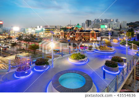 Seoul Station Seoullo 7017 Project turn a highway 43554636