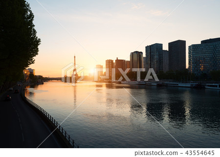 Eiffel tower and Seine river in Paris, France. 43554645
