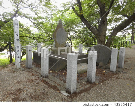 Gongendo Tsutsumi Junrei的紀念碑 43555417