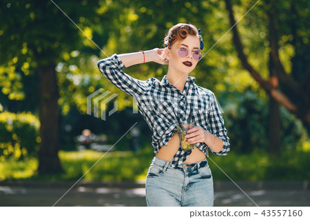 pin-up girl pin-up girl 43557160