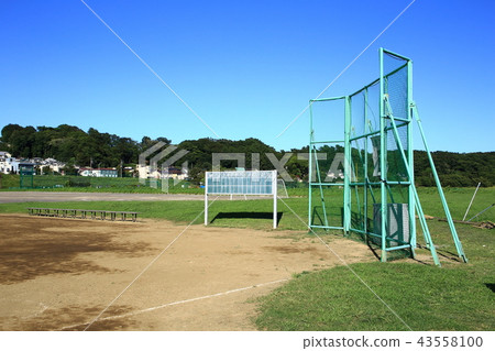 Baseball field on Tama River 43558100