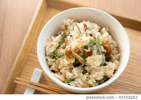 Wild vegetable rice 43558262