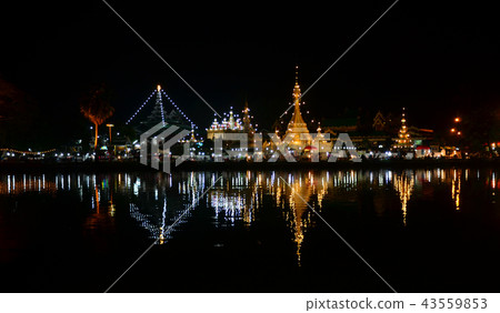 Wat Chong Kham the temple in Mae Hong Son Wat Chong Kham the temple in Mae Hong Son 43559853