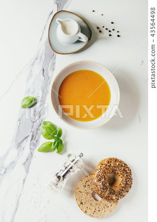 Pumpkin or carrot soup Pumpkin or carrot soup 43564498