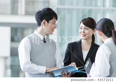 School after school high school student male female 43571011