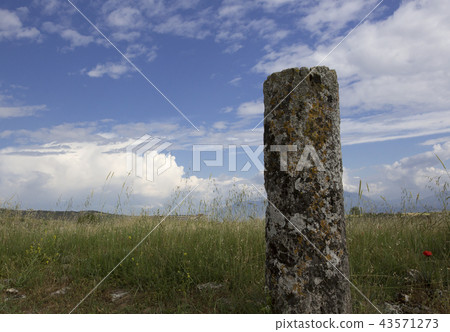 Stone pillar, Stone pillar, 43571273
