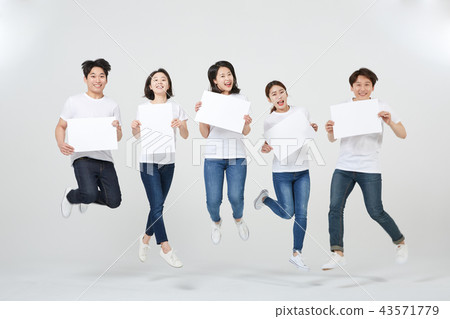 Friends, colleagues, women, Koreans 43571779