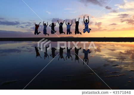 父親的母親海灘天空之鏡1125-- 父親的母親海灘天空之鏡1125-- 43571848