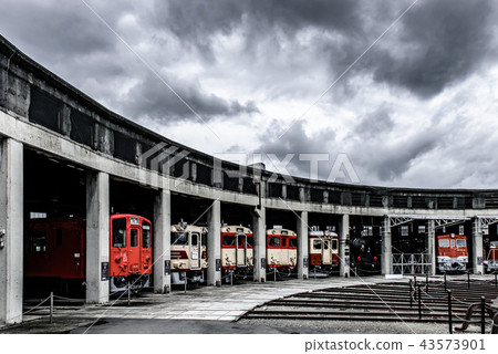 Manasi Tsuyama火車亭 43573901