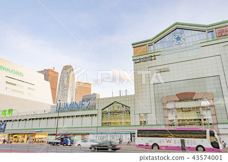 新宿站南出口都市風景 43574001