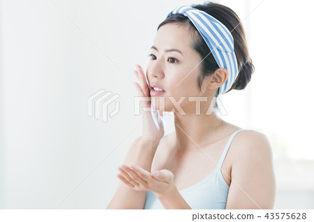 洗臉清潔美容女人護膚美容 43575628