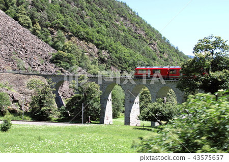 Blue Geoloop Bridge and the Bernina Express Blue Geoloop Bridge and the Bernina Express 43575657