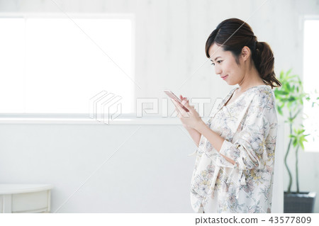 婦女少婦畫象逗人喜愛偶然 43577809