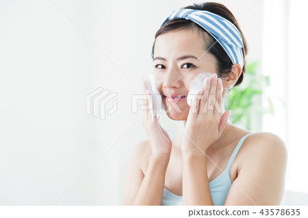 洗臉清潔美容女人護膚美容 43578635