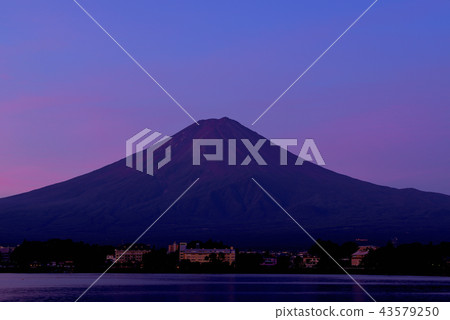Mt Fuji at summer dawn from Lake Kawaguchi Mt Fuji at summer dawn from Lake Kawaguchi 43579250